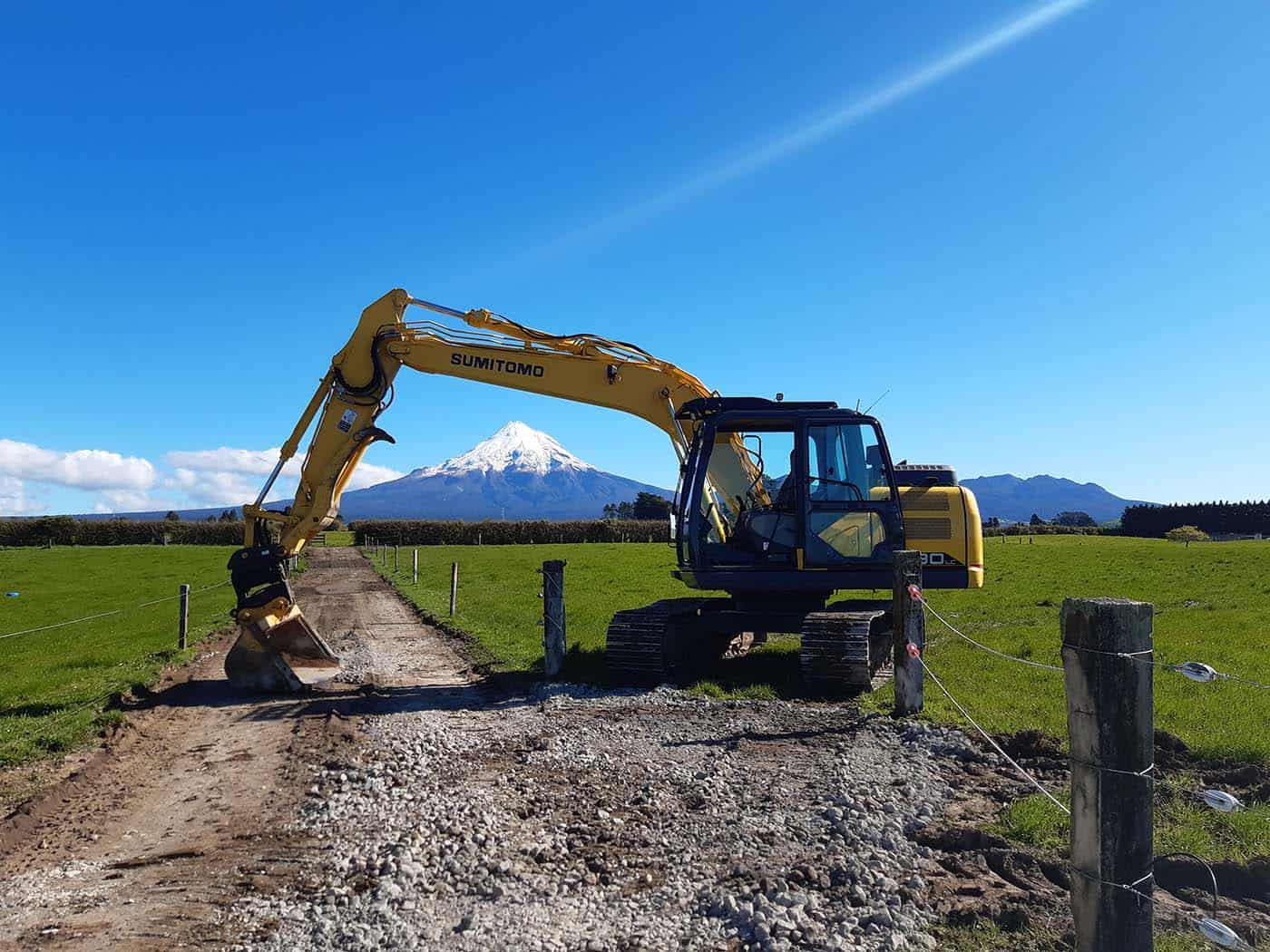 earthmoving-slider